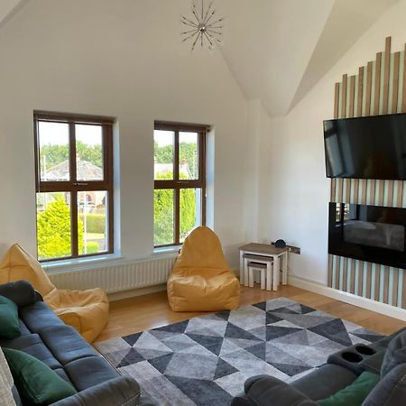شقة كوليرين  في Orchard Oasis, Luxury Penthouse Getaway المظهر الخارجي الصورة